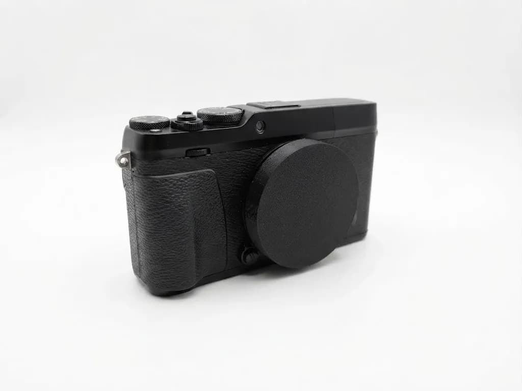 Захисна кришка-об'єктив для 7Artisans 18mm F6.3 чорна