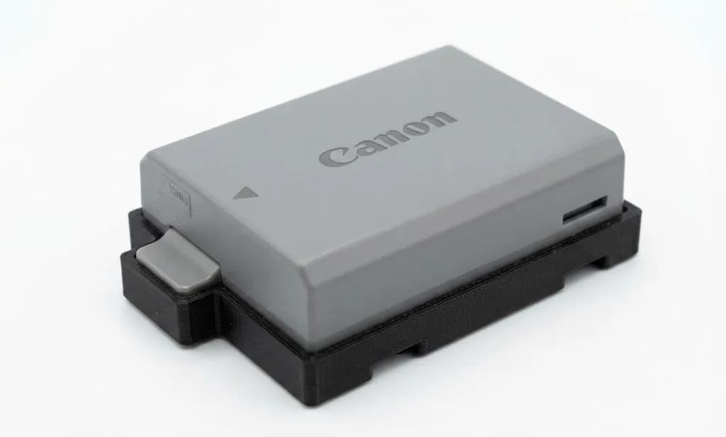 Захисна кришка для контактів батареї Canon LP-E5, чорний