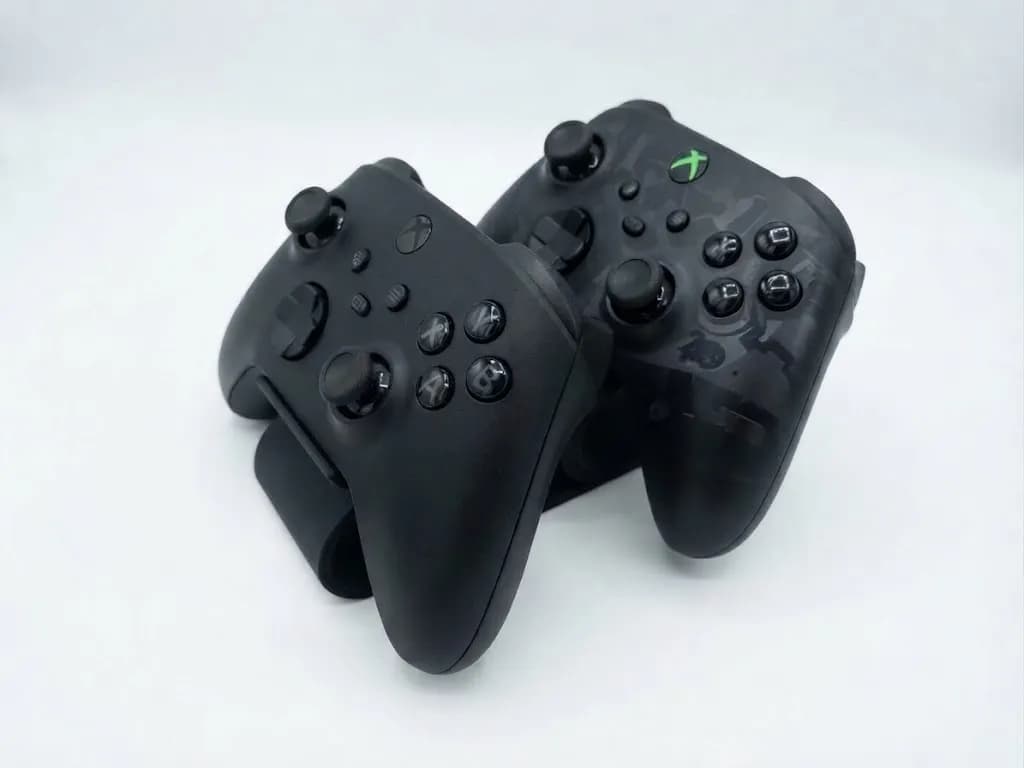 Підставка-тримач для двох контролерів Xbox, чорний - зображення 1