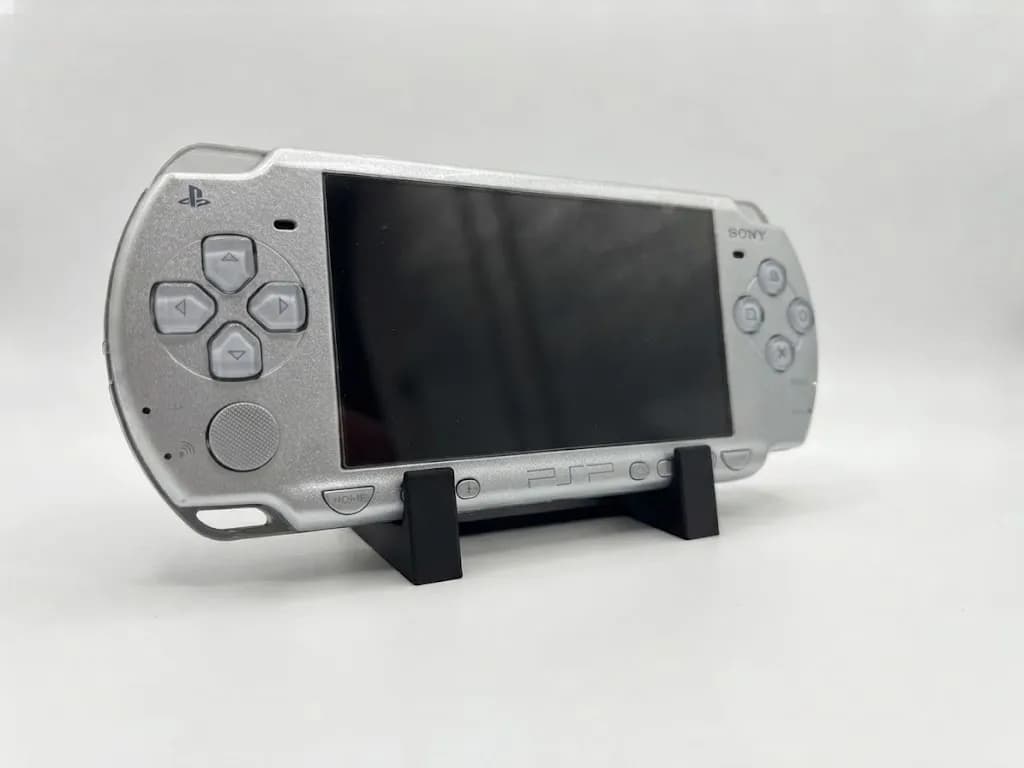 Проста підставка для PSP моделі 2000, чорна - зображення 1