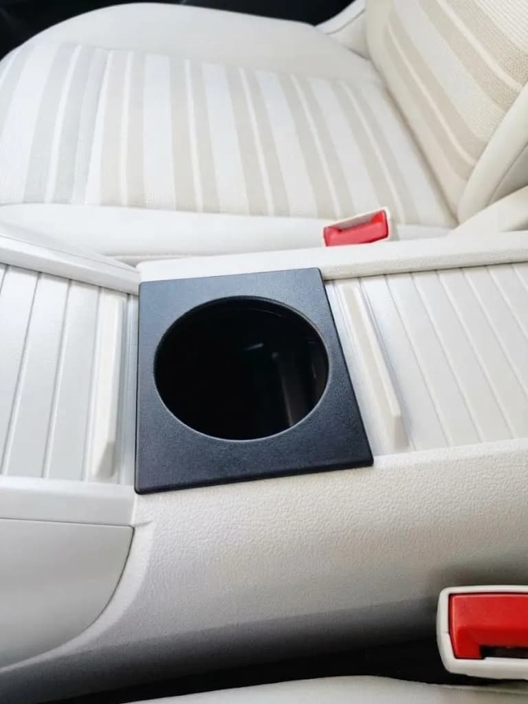 Підстаканник для Citroën Berlingo / Opel Combo / Peugeot Partner / Toyota Proace City Verso (2019+), чорний - зображення 1